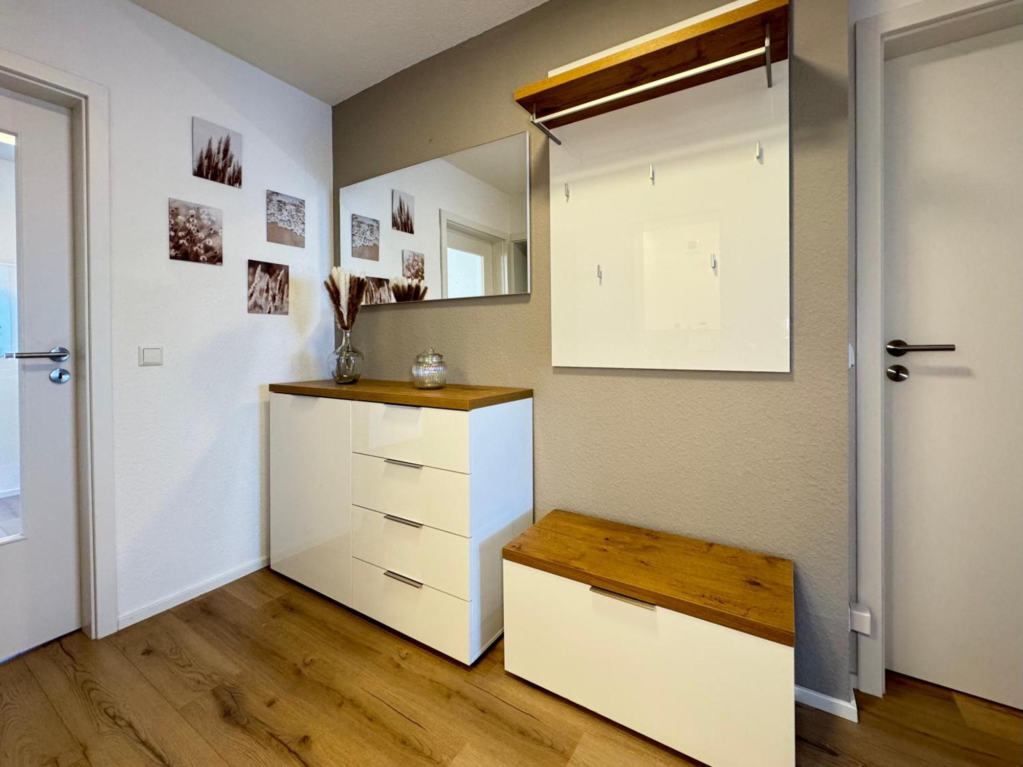 3 Zimmer Apartment, 90 Qm, Ruhig Und Zentrumsnah, Max 6 Pers, 15 Qm Balkon , Private Garage, Internet 1000 Mbit Sindelfingen Kültér fotó